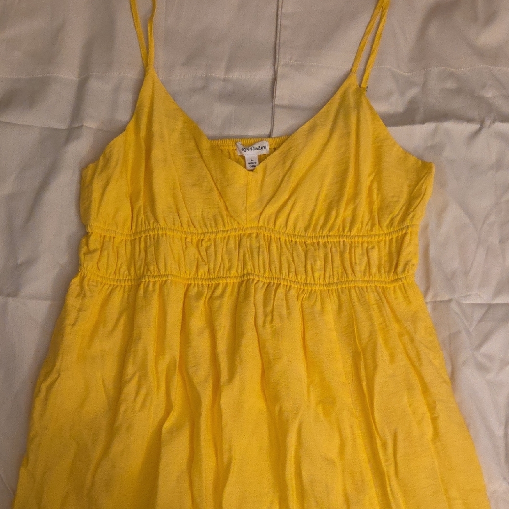 Eyeshadow Yellow Sundress
